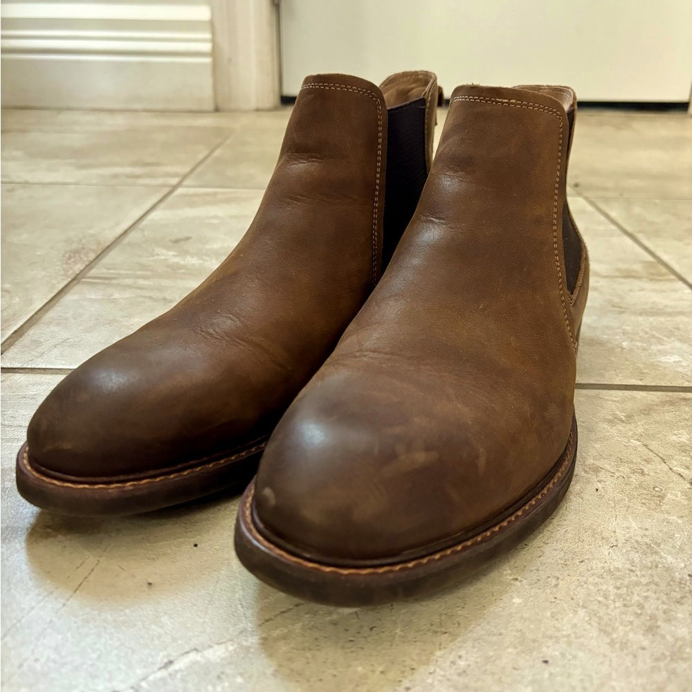 Florsheim Men’s Chelsea boot size 9.5m